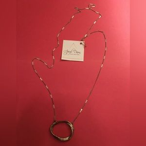 Apryl Dawn gorgeous gold chain with pendant.